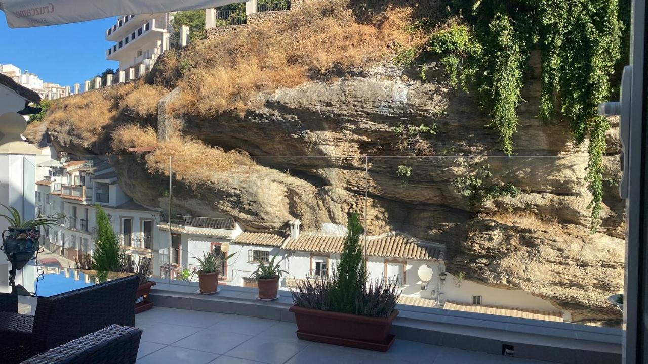 Casa Rural Las Cuevas De Setenil Setenil De Las Bodegas Екстериор снимка