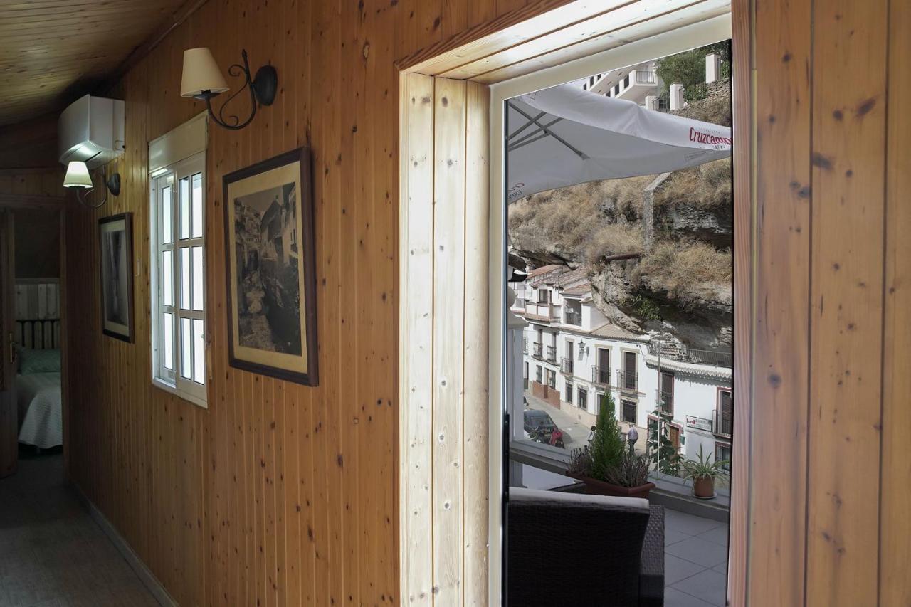 Casa Rural Las Cuevas De Setenil Setenil De Las Bodegas Екстериор снимка