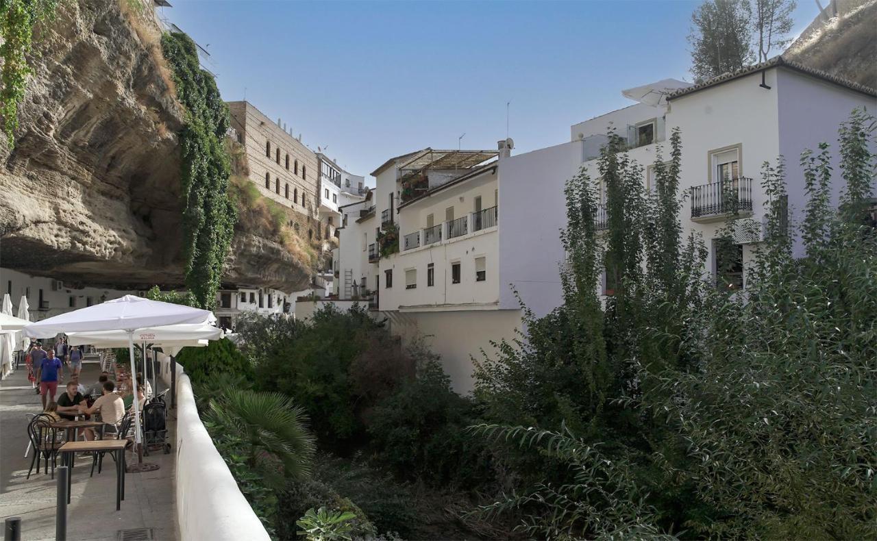 Casa Rural Las Cuevas De Setenil Setenil De Las Bodegas Екстериор снимка